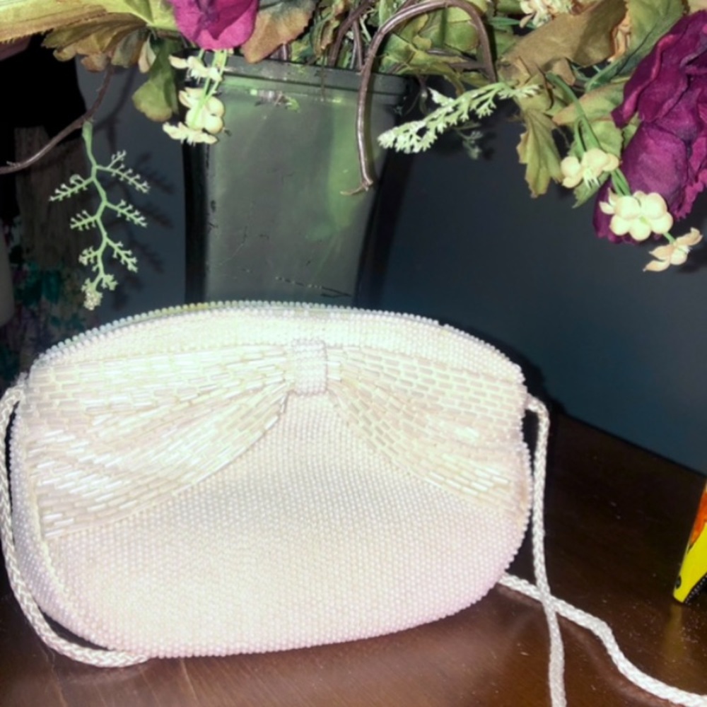 La Regale cute small white beaded ribbon purse